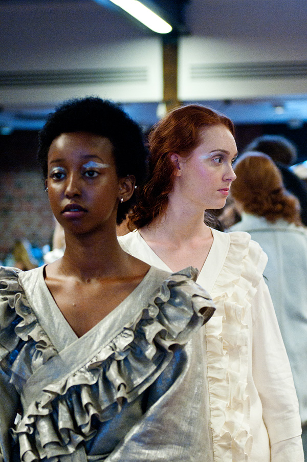 MUA Helsinki Fashion Week makeup fashion show Helsinki runway makeup muotinäytös meikki meikkaaja