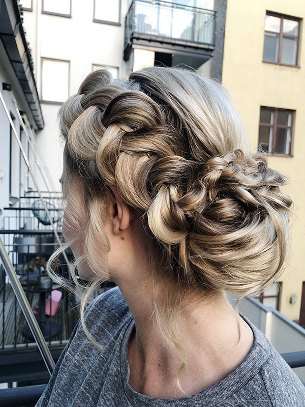 Bridal low updo hairstyle wedding makeup hääkampaus häämeikki meikkaaja свадебная прическа и макияж Хельсинки