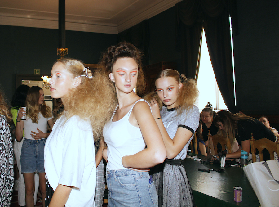 MUA Helsinki Fashion Week makeup fashion show Helsinki runway makeup muotinäytös meikki meikkaaja